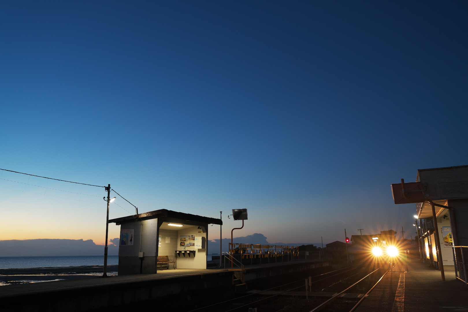 2025年10月11日 αで撮る「始発電車」